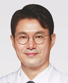 류정만 병원장(나비솔한방병원, 한의학 박사 )